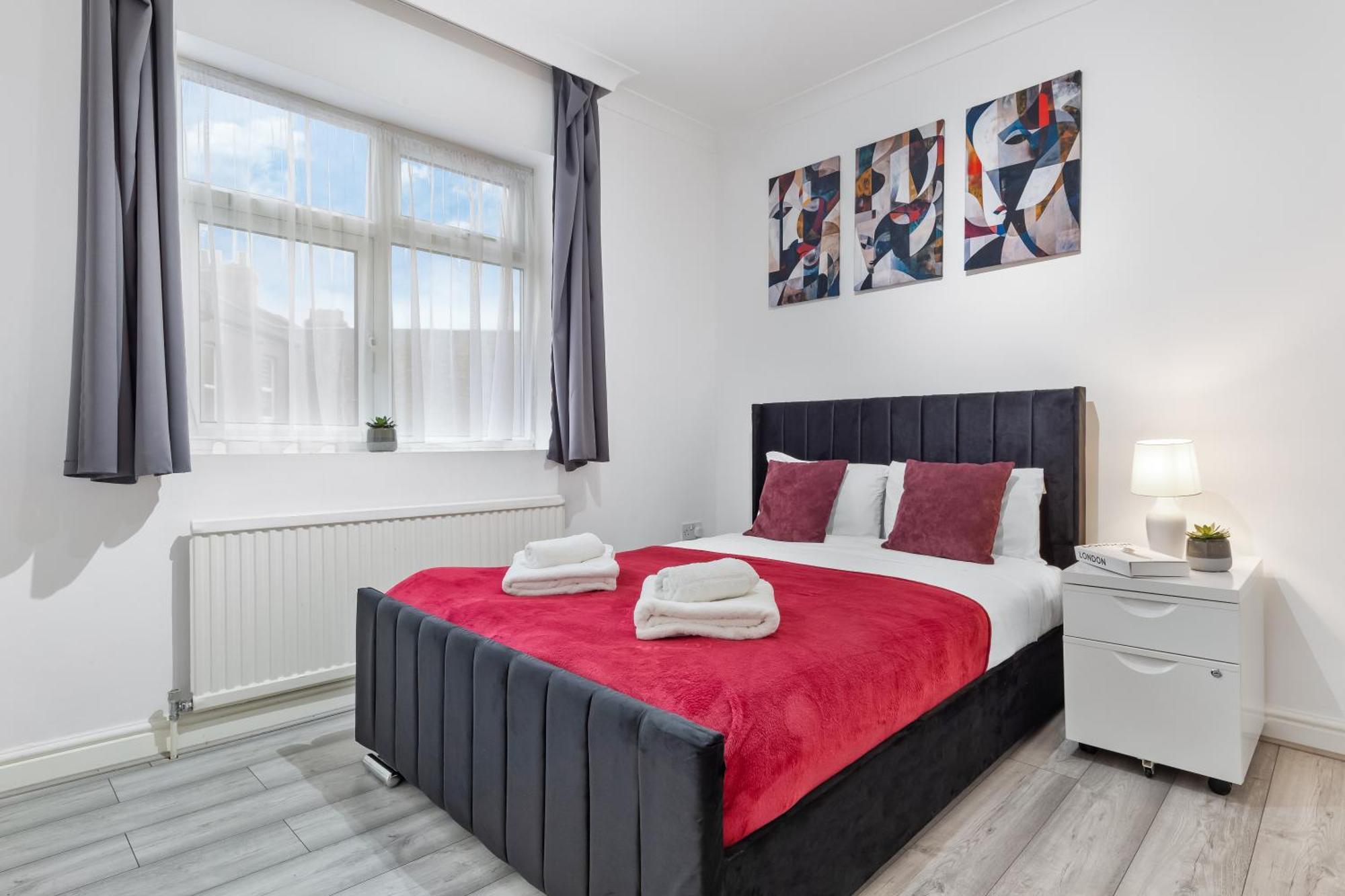 Green Hype - 10 Mins To Stadium - Sleeps 8 Лондон Экстерьер фото