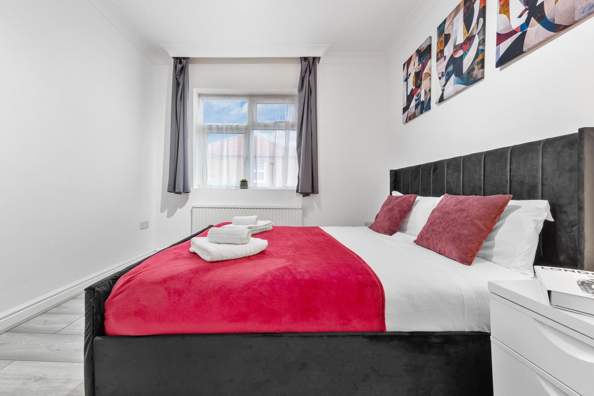 Green Hype - 10 Mins To Stadium - Sleeps 8 Лондон Экстерьер фото